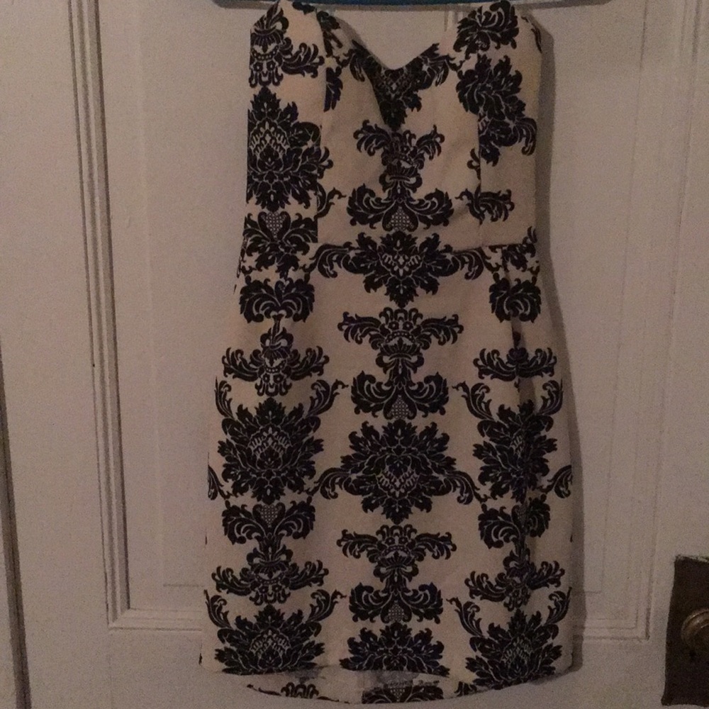 White and Black patterned dress